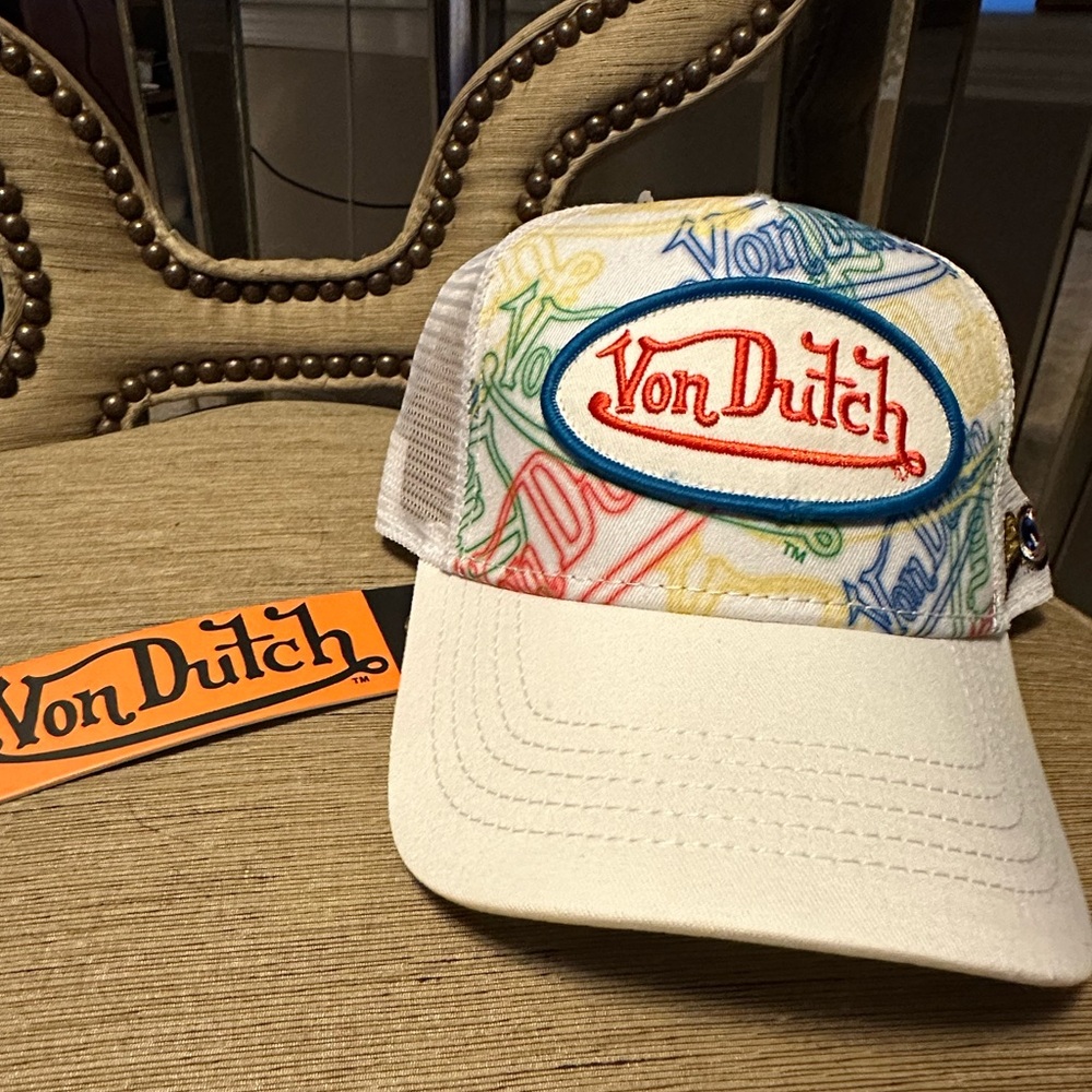 NWT:  Von Dutch Logo Trucker Hat.